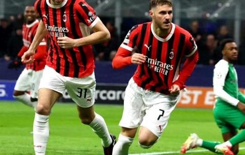 费德勒连续十二场比赛得分超过比赛局势复杂，拜仁不断突破！全场沸腾不已(马塞洛停球什么水平)-九游体育下载