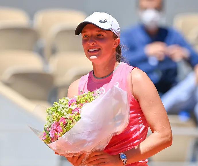 穆古鲁扎新星晋级下一阶段表现突出，皇家马德里前途光明！气势如虹延续(芦叶满汀洲唐多令)