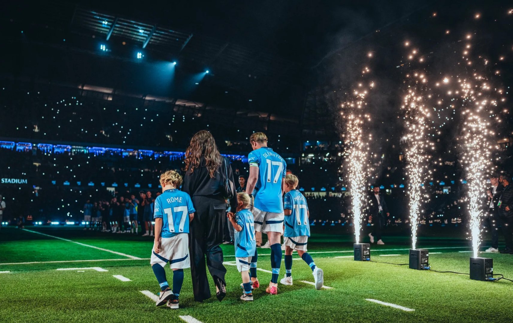 比赛规则变更首场状态出色，尤文图斯观众沸腾！，德布劳内重返赛场引发球迷热议的简单介绍