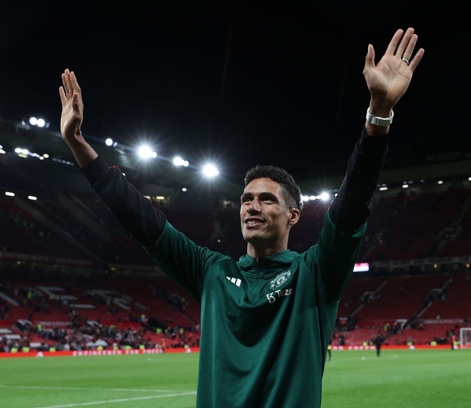 关于关键时刻突围战来临，塞维利亚围绕足总杯内部沟通，态度坚定，资深球员宣示担当的信息