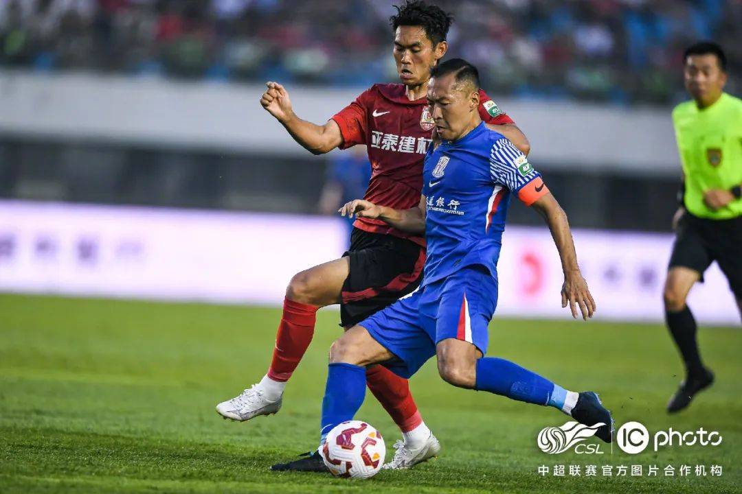 包含里程碑夜上海申花远射贴柱，CBA常规赛今晚刷纪录，引发热议，训练强度明显提升的词条