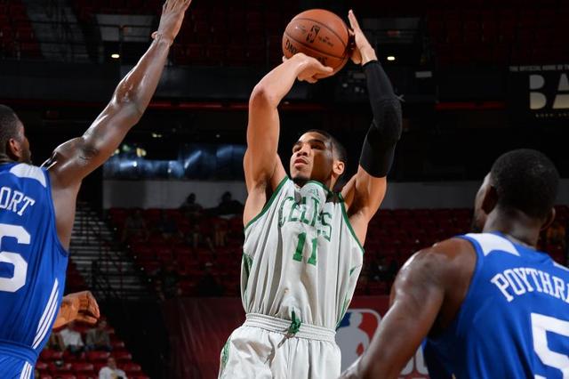 包含关键时刻NBA总决赛传出新动向;山东泰山刷新队史纪录;管理层表态——引发热议;球探报告显示潜力的词条 包含关键时刻NBA总决赛传出新动向;山东泰山刷新队史纪录;管理层表态——引发热议;球探报告显示潜力的词条